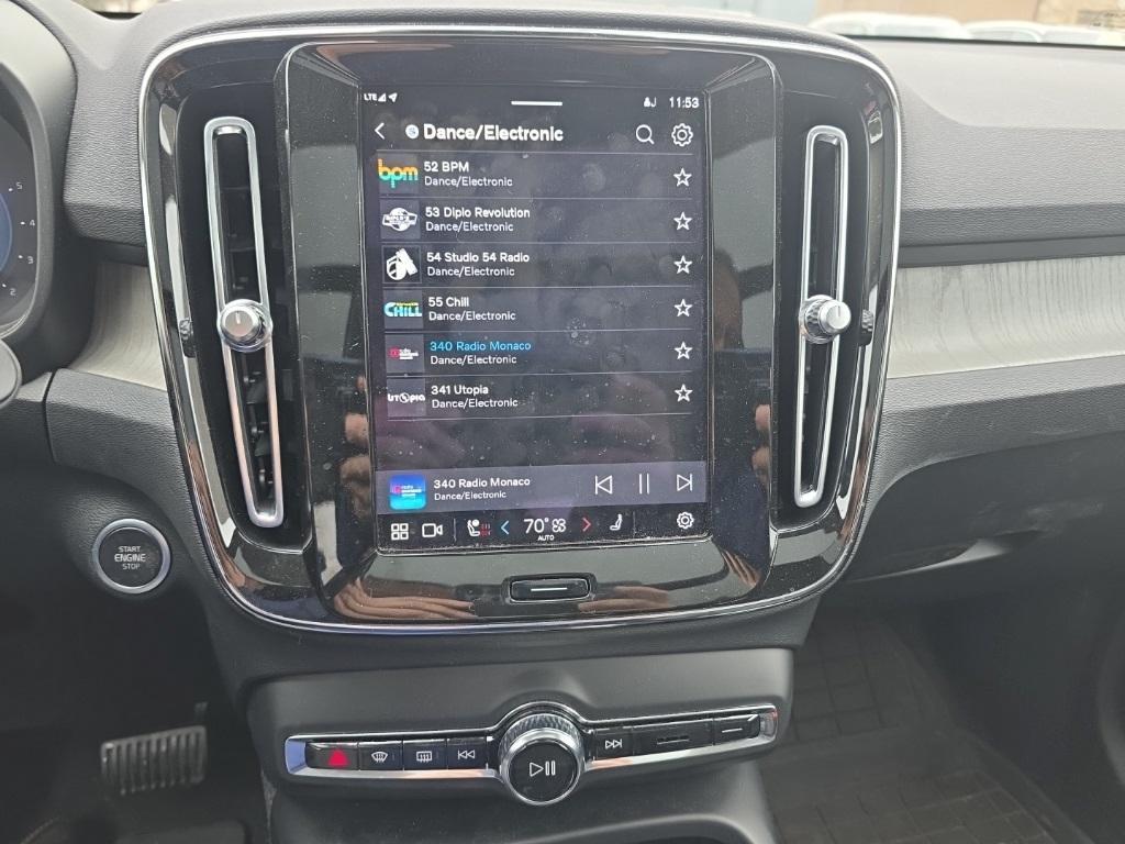 used 2023 Volvo XC40 car, priced at $29,770