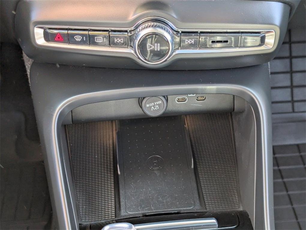 used 2023 Volvo XC40 car, priced at $27,570