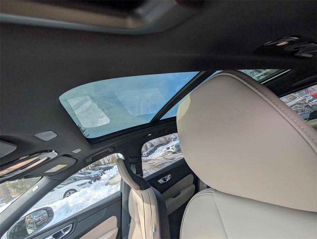 new 2026 Volvo XC60 car, priced at $55,990