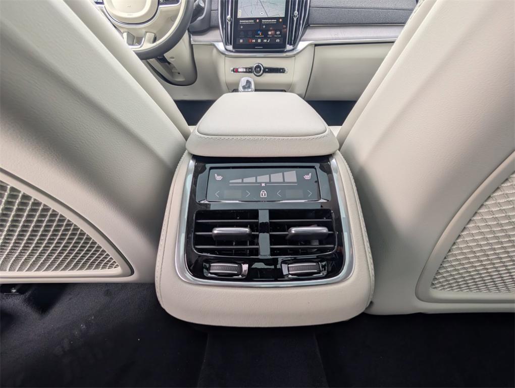 new 2026 Volvo XC90 car, priced at $72,575