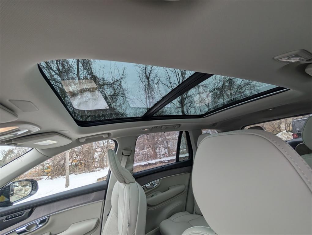 new 2026 Volvo XC90 car, priced at $72,575