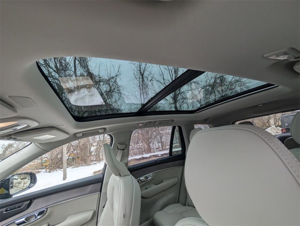 new 2026 Volvo XC90 car, priced at $73,075