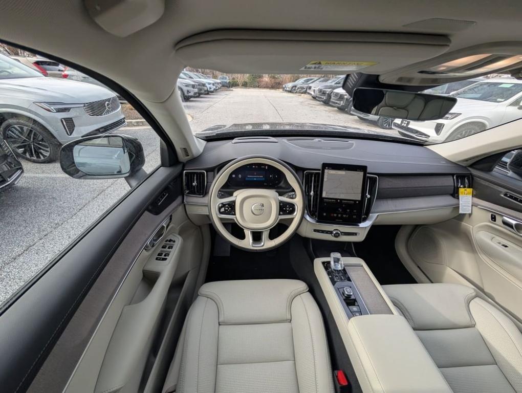 new 2026 Volvo XC90 car, priced at $75,373