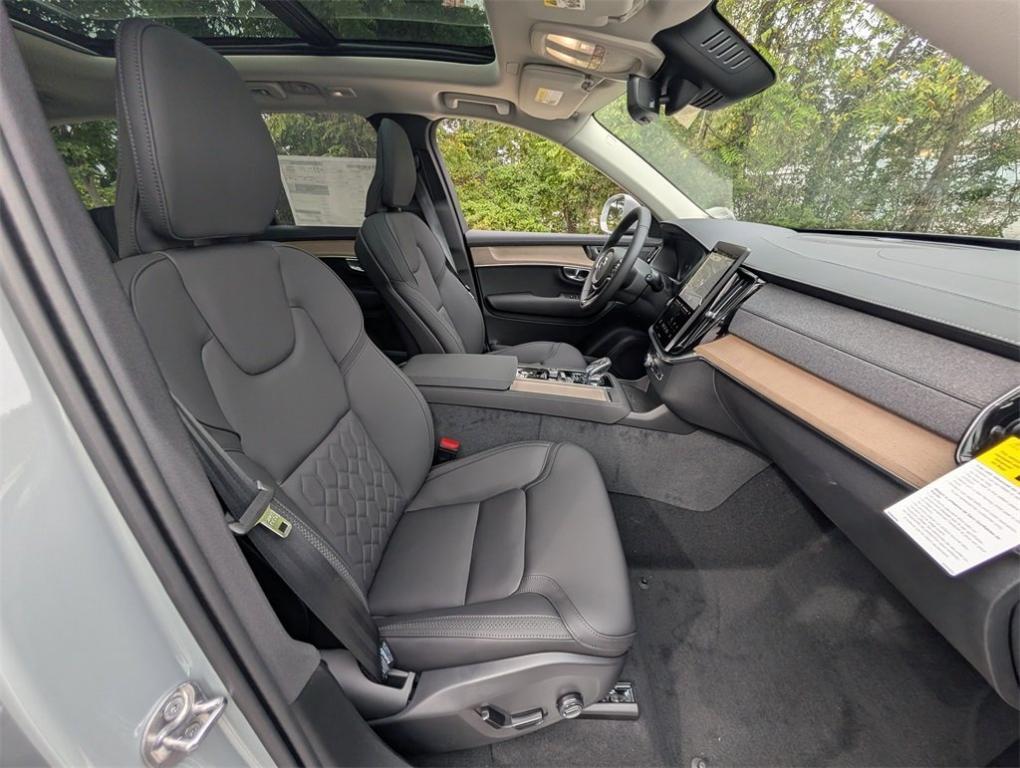 new 2026 Volvo XC90 car, priced at $69,325