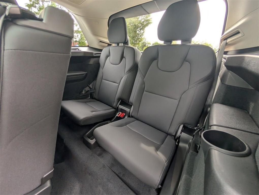 new 2026 Volvo XC90 car, priced at $69,325
