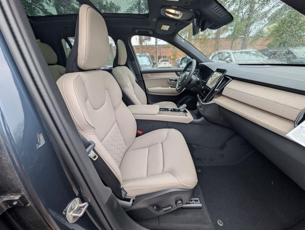 new 2026 Volvo XC90 car, priced at $71,743