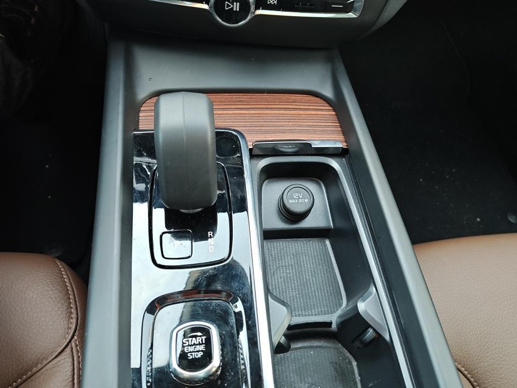 used 2025 Volvo V60 Cross Country car, priced at $36,988