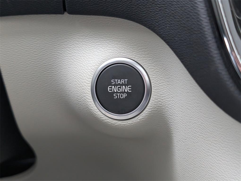 new 2026 Volvo XC40 car, priced at $43,750