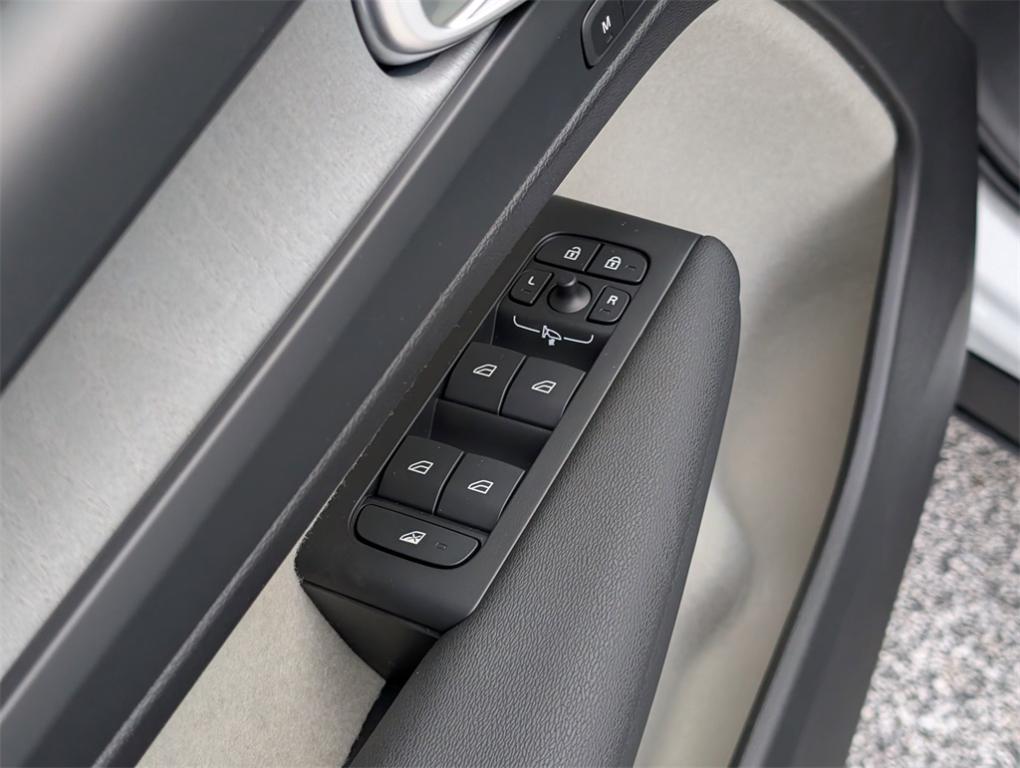 new 2026 Volvo XC40 car, priced at $43,750