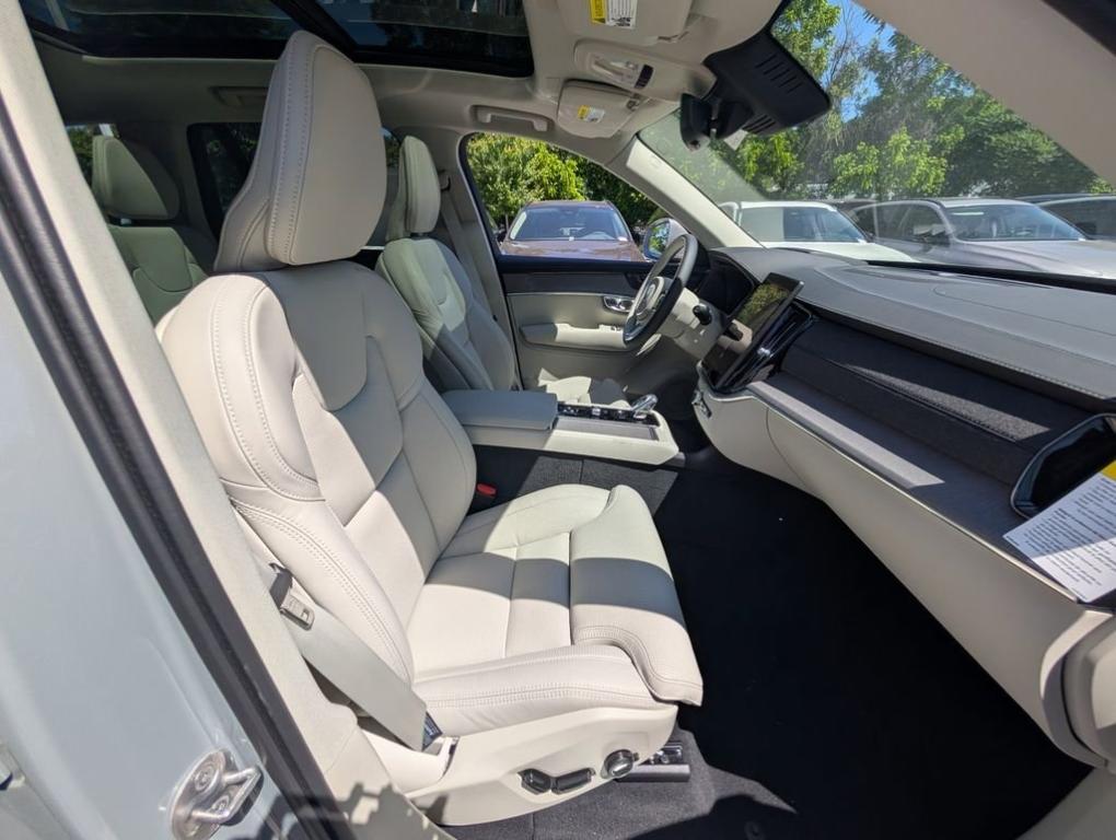 new 2026 Volvo XC90 Plug-In Hybrid car, priced at $87,343