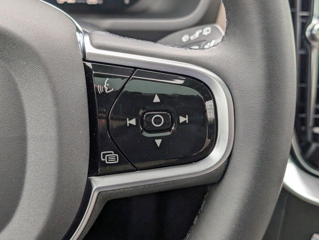 new 2026 Volvo XC90 car, priced at $73,973