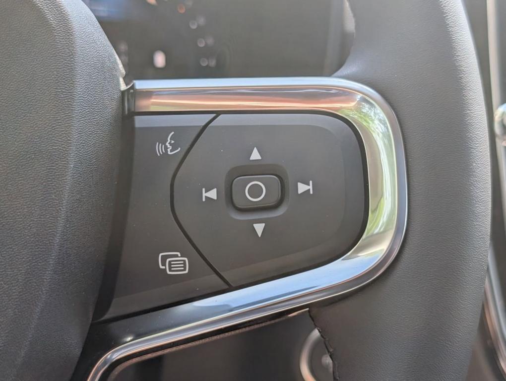 new 2026 Volvo XC40 car, priced at $49,708