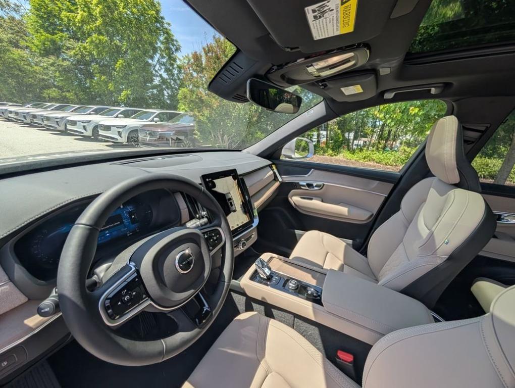 new 2026 Volvo XC90 Plug-In Hybrid car, priced at $80,043