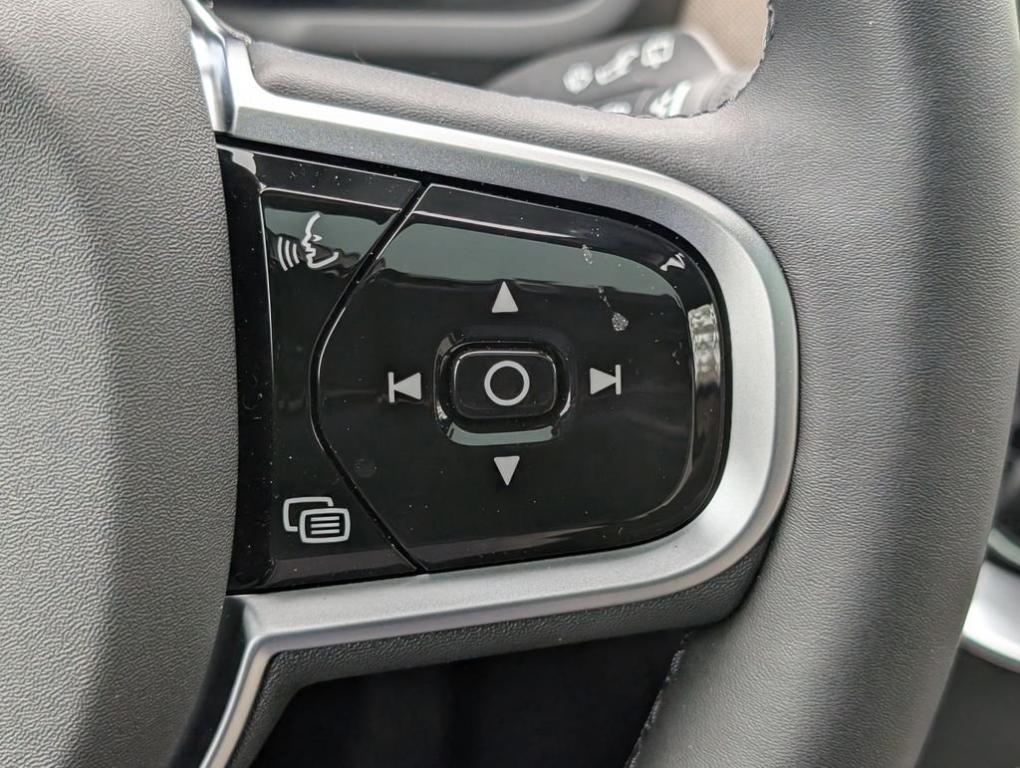 new 2026 Volvo XC90 car, priced at $72,543