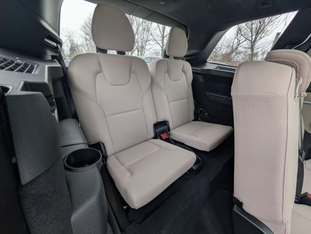 new 2026 Volvo XC90 car, priced at $72,543