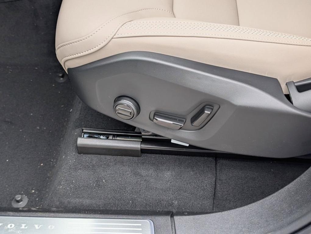 new 2026 Volvo XC90 car, priced at $72,543