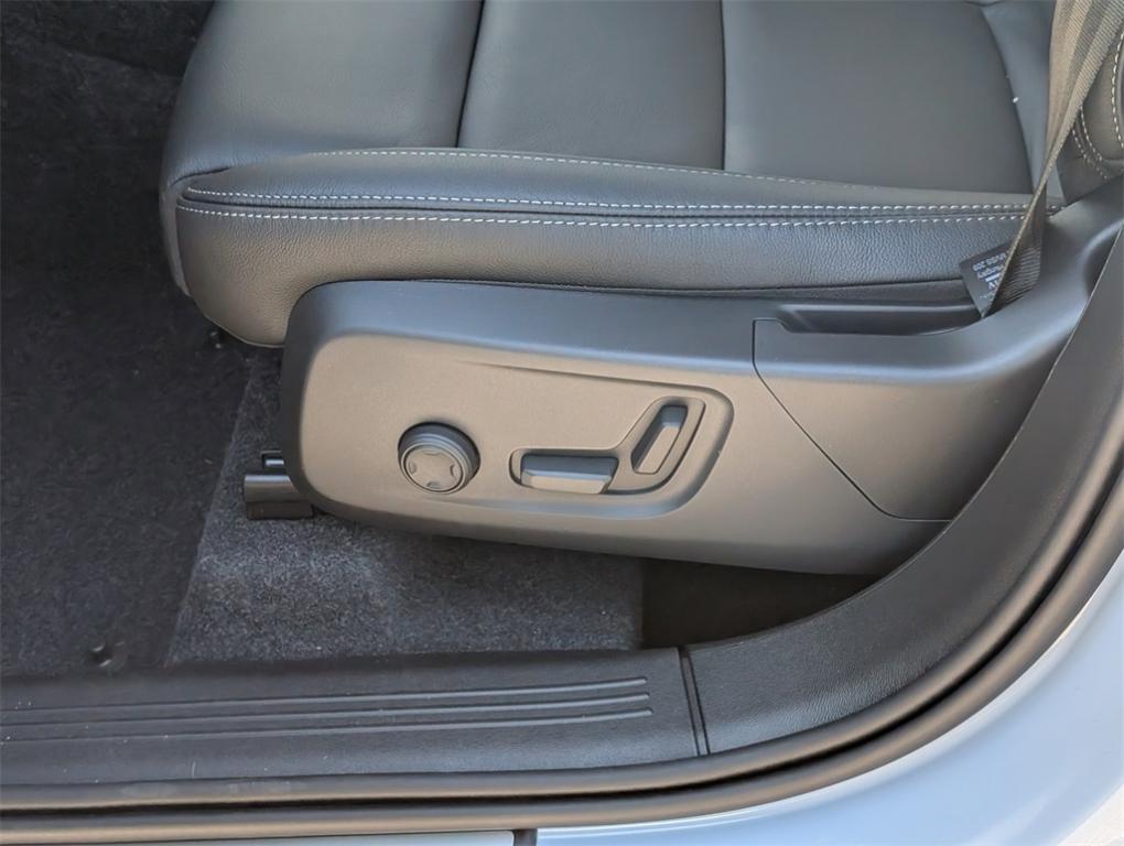 new 2026 Volvo XC40 car, priced at $47,150