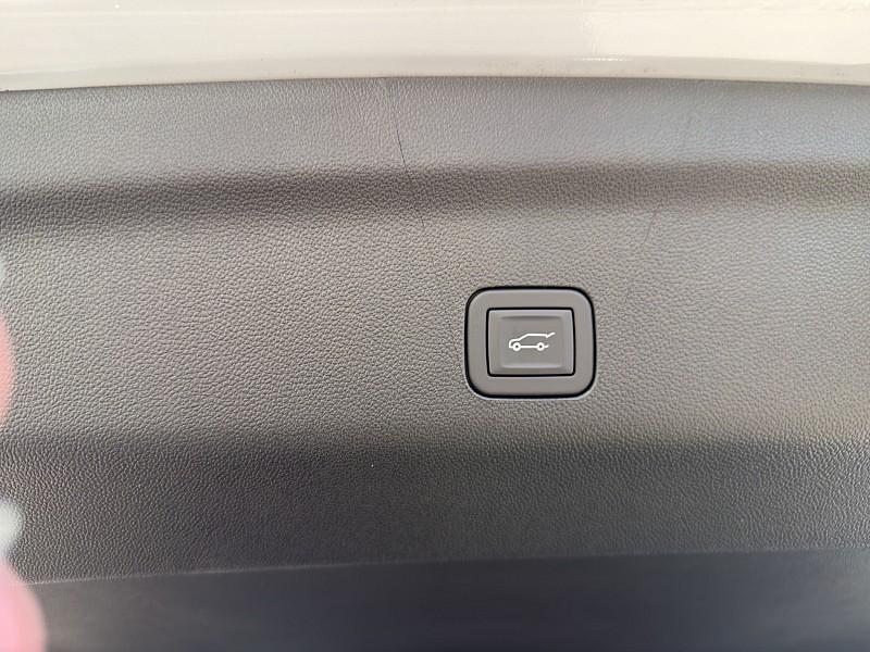 new 2026 GMC Yukon XL car, priced at $94,519