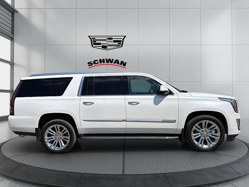 used 2018 Cadillac Escalade ESV car, priced at $34,298