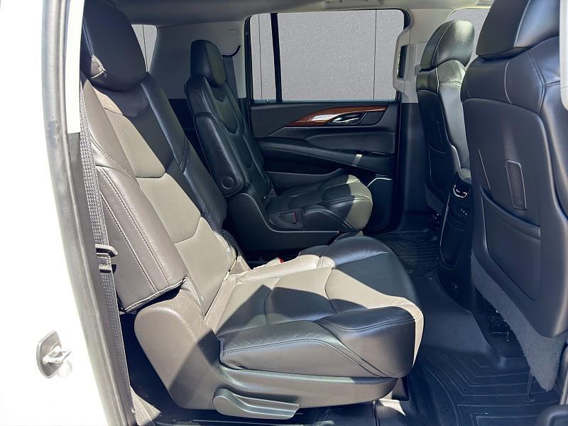 used 2018 Cadillac Escalade ESV car, priced at $34,298
