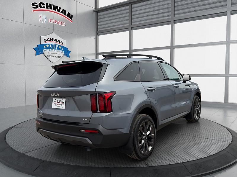 used 2023 Kia Sorento car, priced at $33,298