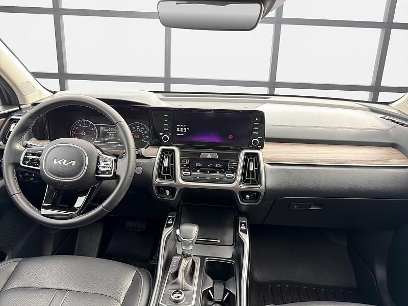 used 2023 Kia Sorento car, priced at $33,298