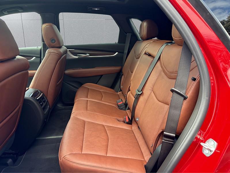 new 2026 Cadillac XT5 car, priced at $65,439