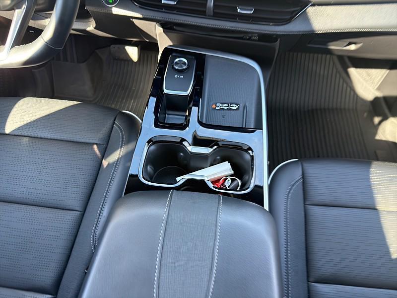 used 2025 Buick Enclave car, priced at $46,999
