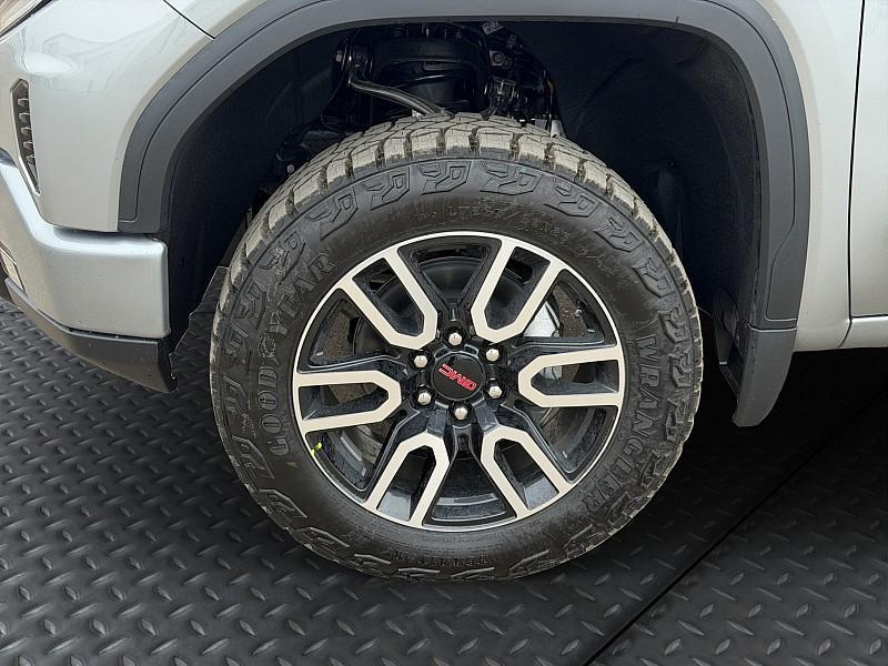 new 2026 GMC Sierra 1500 car, priced at $75,584