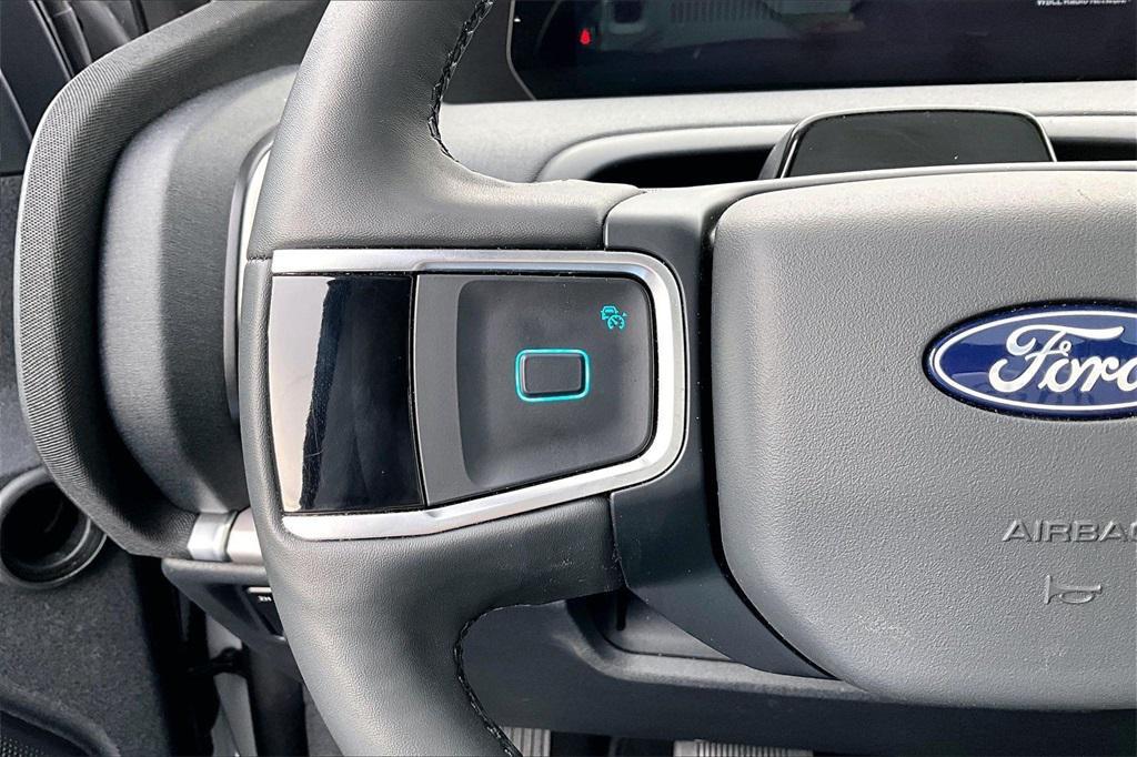 used 2025 Ford Expedition car, priced at $59,195