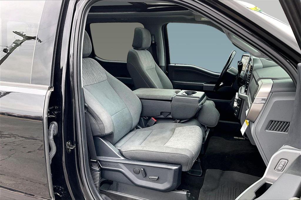 used 2022 Ford F-150 car, priced at $35,000