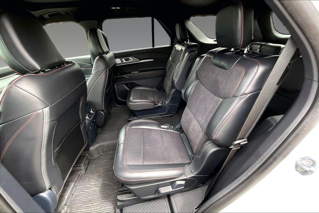 used 2025 Ford Explorer car, priced at $48,043