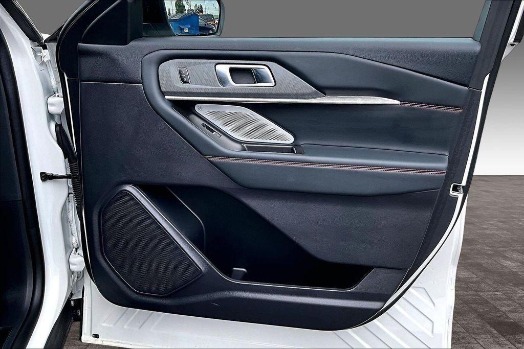 used 2025 Ford Explorer car, priced at $48,043