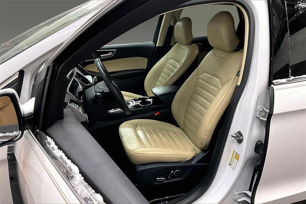 used 2018 Ford Edge car, priced at $12,394