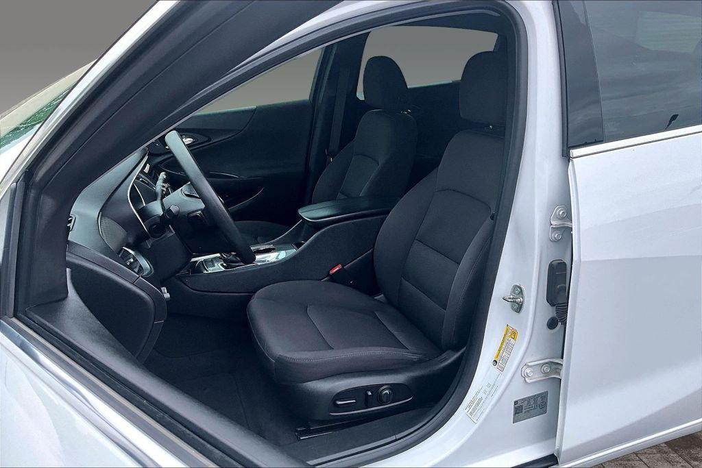 used 2019 Chevrolet Malibu car, priced at $13,534
