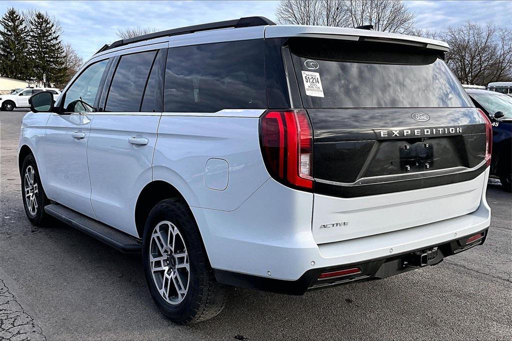 used 2025 Ford Expedition car, priced at $60,393