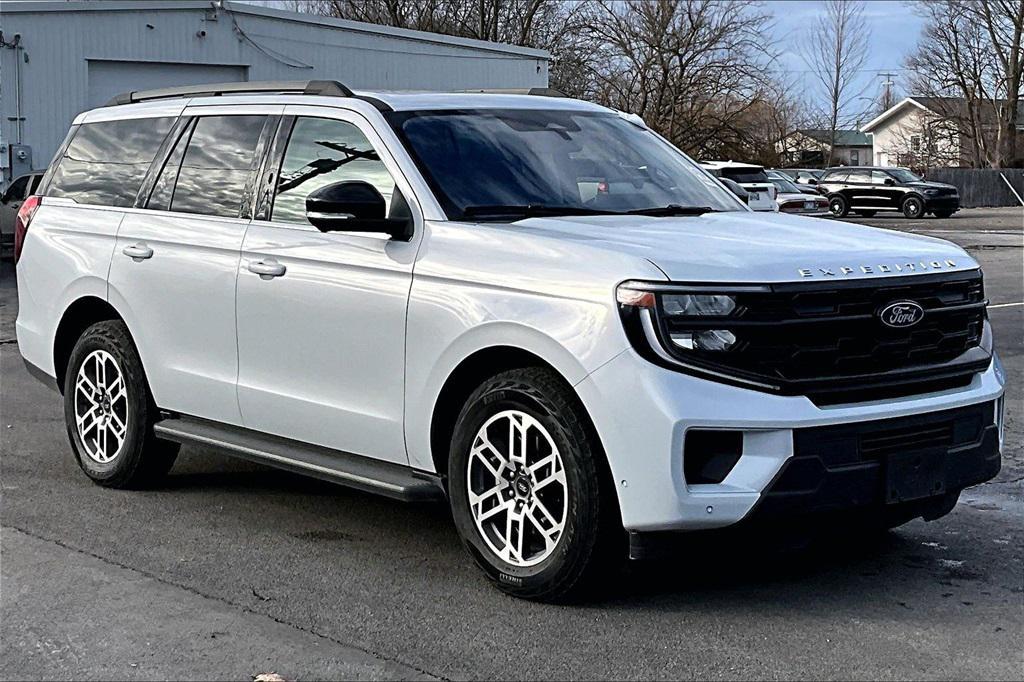 used 2025 Ford Expedition car, priced at $60,393