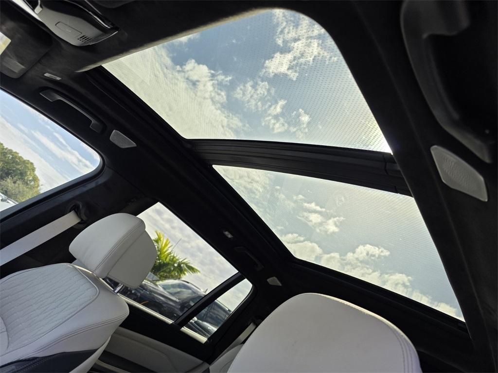 used 2024 BMW X7 car, priced at $82,995