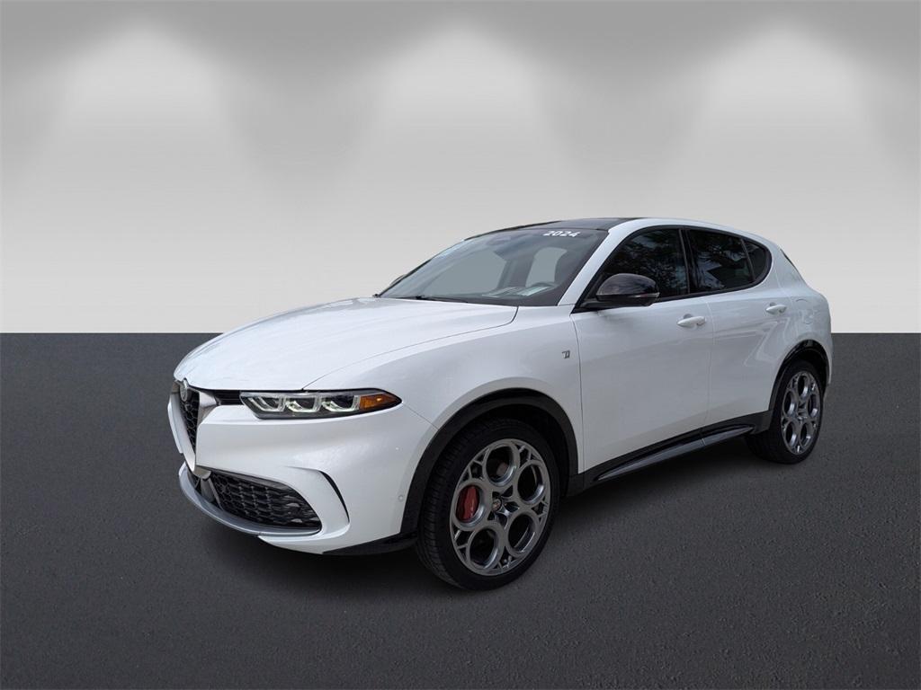used 2024 Alfa Romeo Tonale car, priced at $27,999