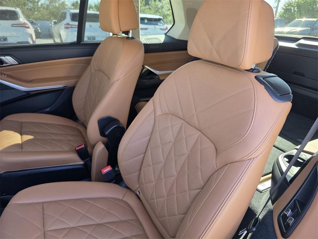 used 2023 BMW X7 car, priced at $54,995