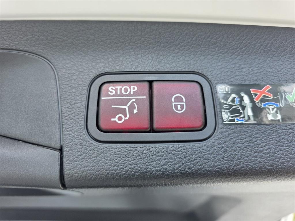 used 2025 Mercedes-Benz GLS 450 car, priced at $74,965