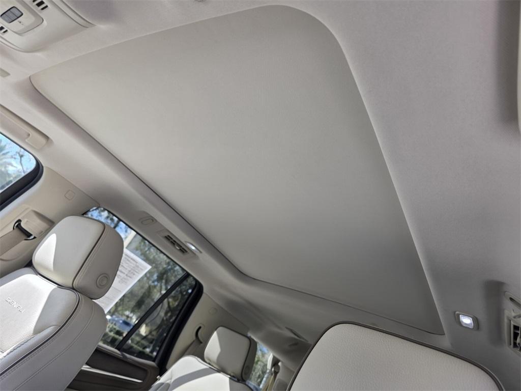 used 2021 GMC Yukon car, priced at $48,995