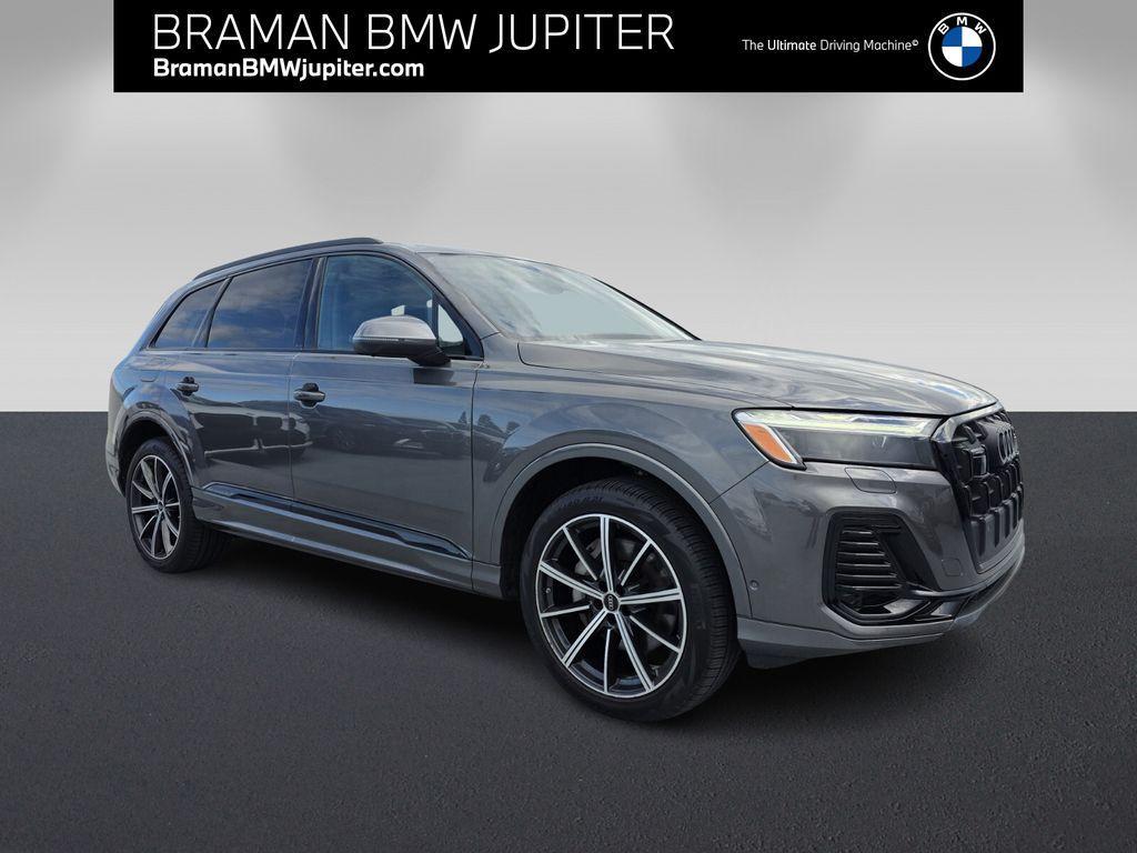 used 2025 Audi Q7 car, priced at $49,400