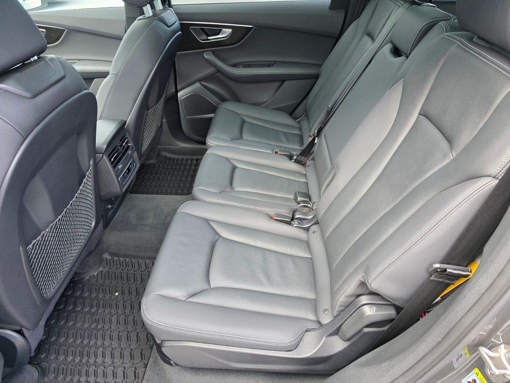 used 2025 Audi Q7 car, priced at $49,400