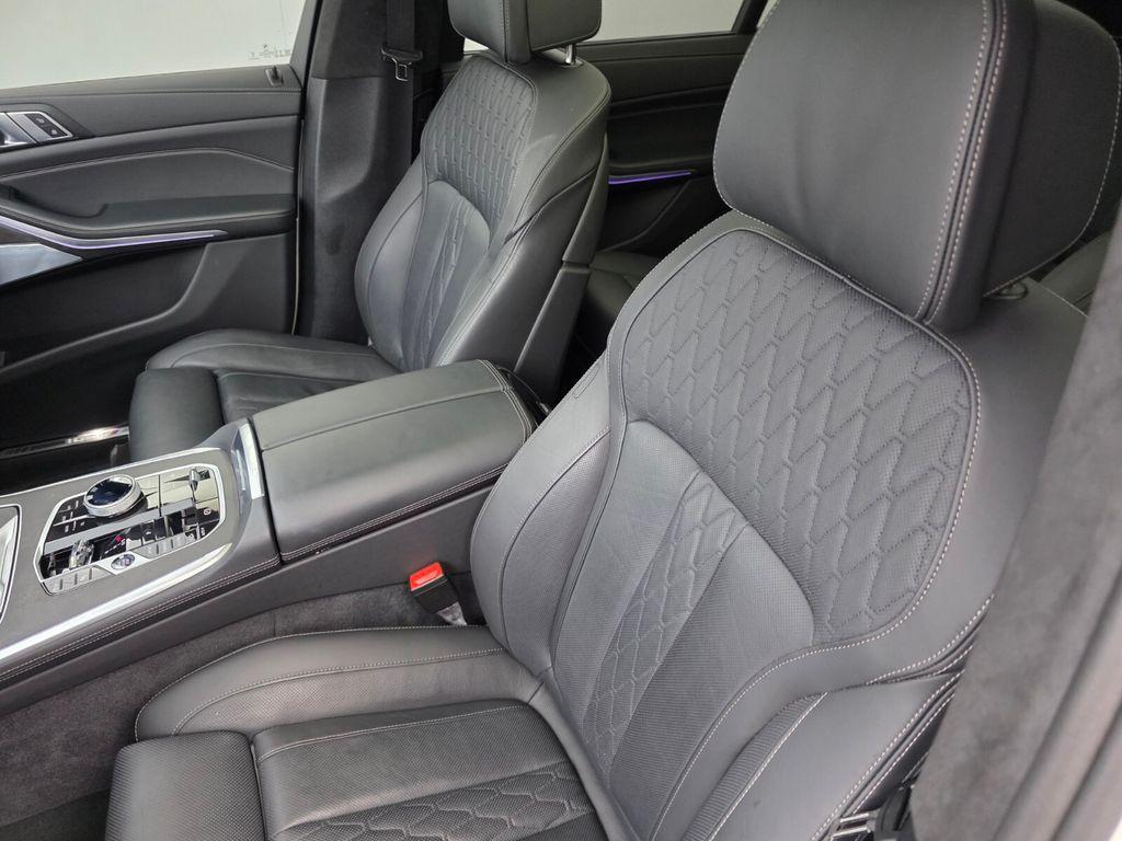used 2025 BMW X7 car