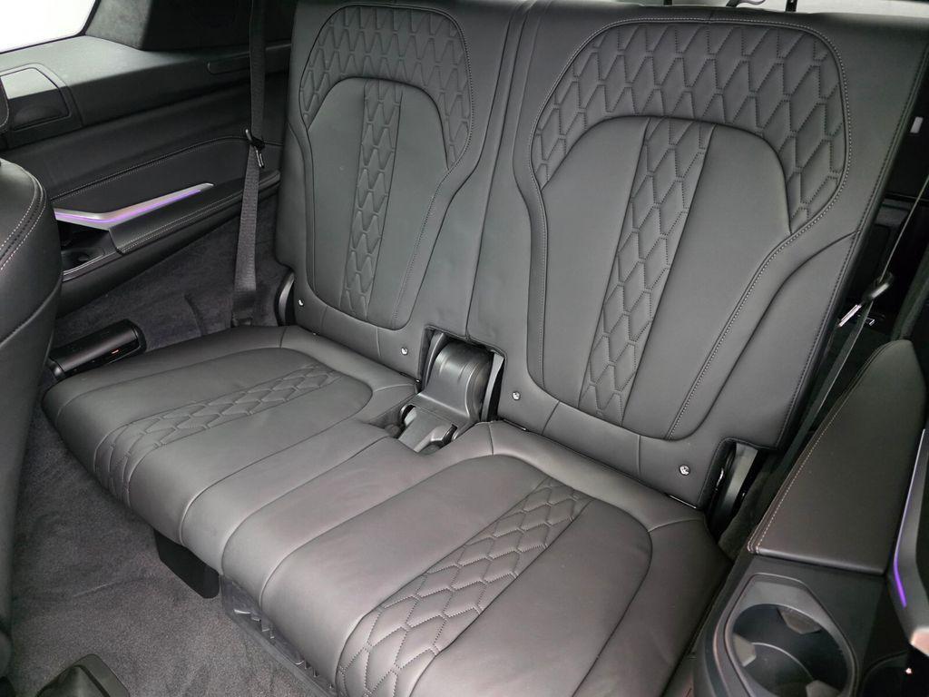 used 2025 BMW X7 car