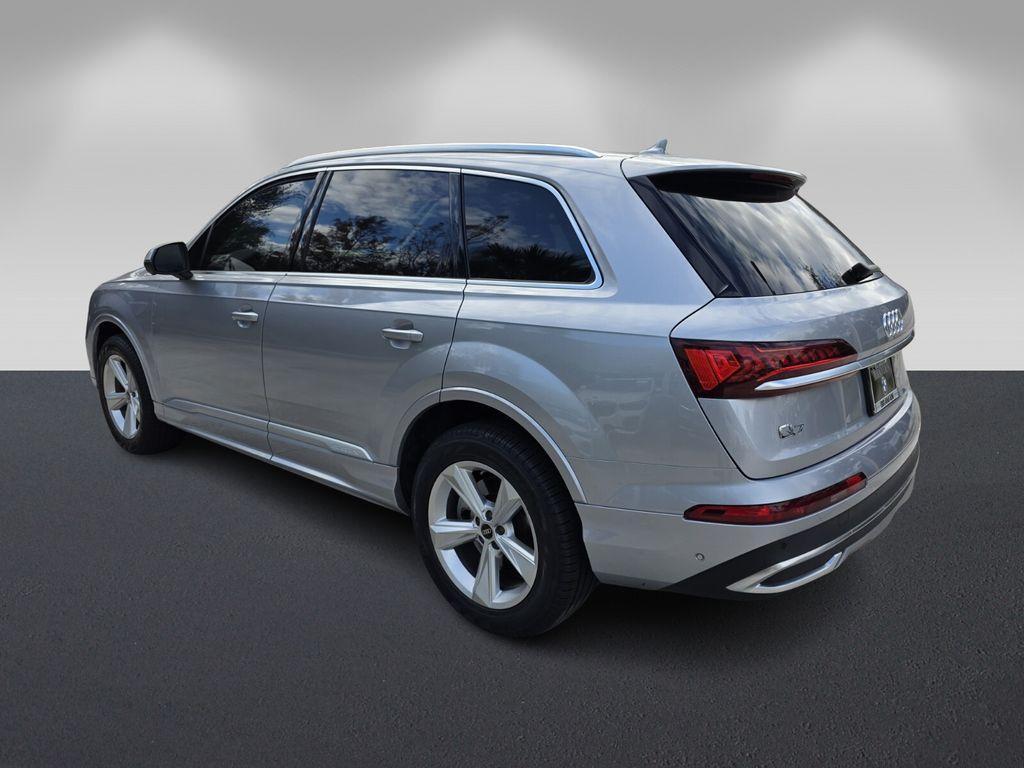 used 2022 Audi Q7 car, priced at $33,200