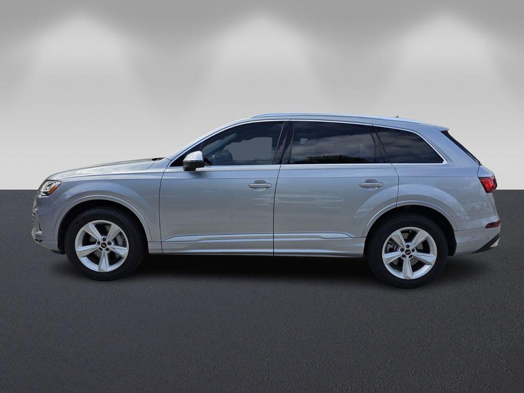 used 2022 Audi Q7 car, priced at $33,200