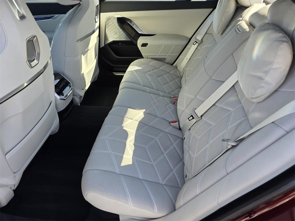 used 2023 BMW 760 car, priced at $77,995