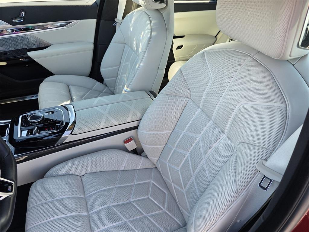used 2023 BMW 760 car, priced at $77,995